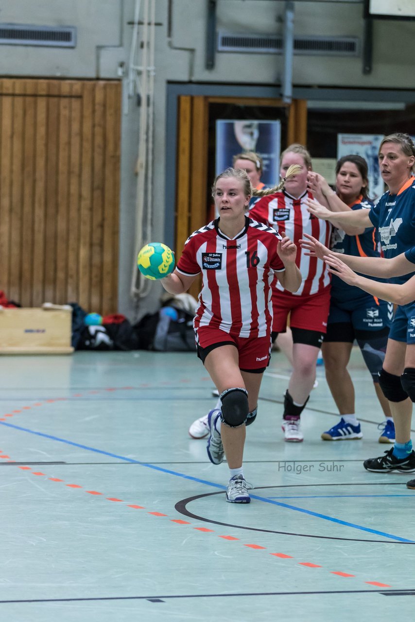 Bild 267 - Frauen Bramstedter TS - TSV Wattenbek 2 : Ergebnis: 20:24